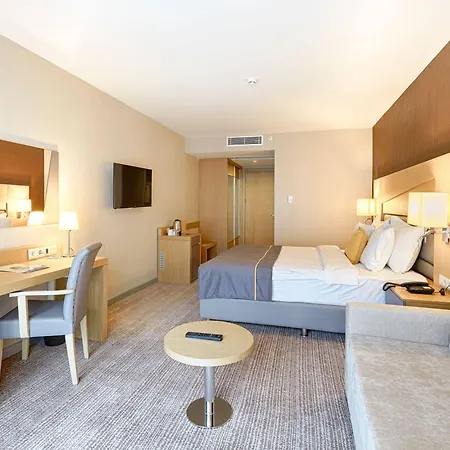 Kordon Cankaya Hotel İzmir
